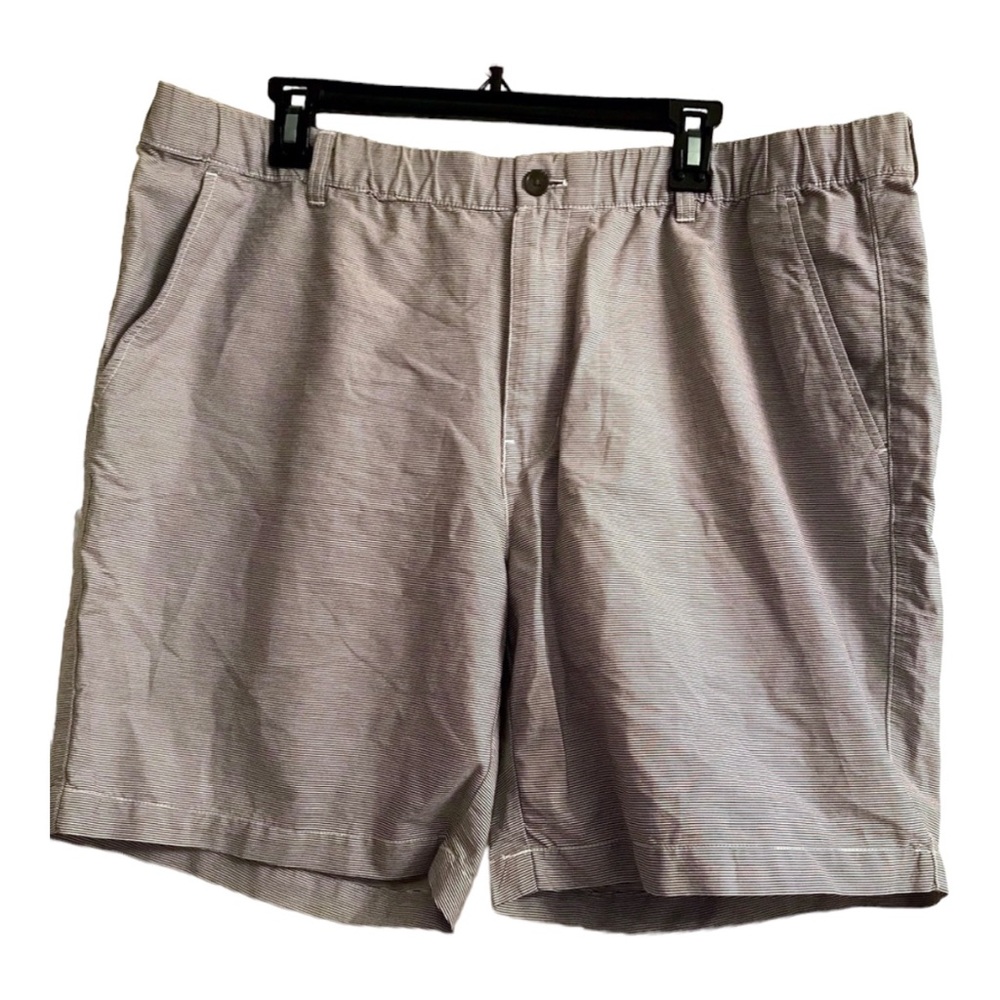 Chaps striped Men’s striped shorts size XL